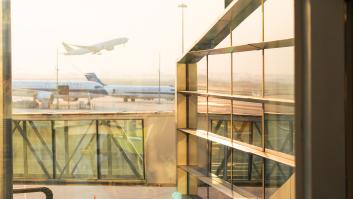 Alejandro Cano, trabajador del aeropuerto de Palma: "Vivo a cinco minutos del trabajo, pero en verano con los 'rent a car' tardo 45"