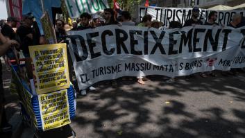 Ya es oficial: Cataluña sube la tasa turística desde abril y destinará el 25% de lo que paguen los turistas a solucionar la emergencia habitacional