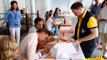 Cómo votar por correo en las elecciones andaluzas: estos son los plazos para los comicios del 17 de mayo