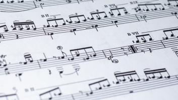 Galen Buckwalter, psicólogo tetrapléjico, compone música punk pensando en mover el dedo: "Es como si tuviera una orquesta en mi cerebro y solo tengo que aprender a tocarla"