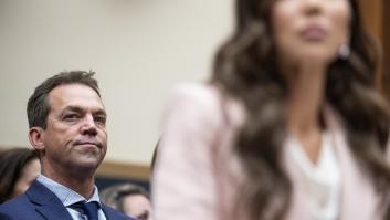 El marido de Kristi Noem, en la diana: filtradas fotos travestido y mensajes sexuales a mujeres