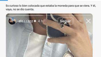 Imagen de un concursante de OT con una medalla franquista