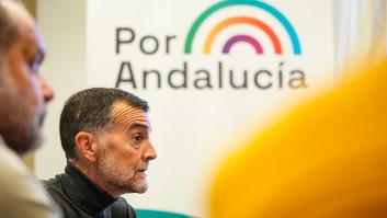 El coordinador federal de IU y candidato de Por Andalucía a la Presidencia de la Junta, Antonio Maillo, durante una reunión con la Red Andaluza de Lucha contra la Pobreza, el 5 de marzo de 2026 en Sevilla.