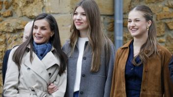 De la solemnidad del Viernes Santo en Carabanchel al misticismo del 'Lux Tour' de Rosalía: los planes de Letizia y sus hijas Leonor y Sofía en Semana Santa