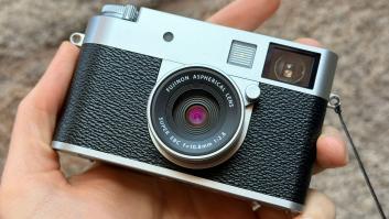 La Fujifilm X half. Una cámara que mezcla la estética clásica con funciones digitales.