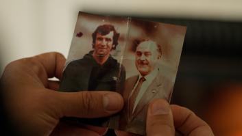 El escritor Galder Reguera empezó yendo a San Mamés,  con su querido aitite, su abuelo, antiguo directivo del club.