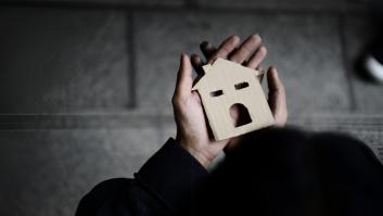 Stéphane, ateo de 52 años, acoge refugiados en su casa: "Lo hago por mí. Porque duermo mejor sabiendo que aporto mi pequeño granito de arena"