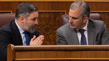 Imagen de archivo del líder de Vox, Santiago Abascal, y el ahora expulsado Javier Ortega-Smith.