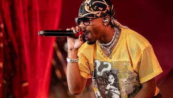 D4vd actúa en el festival de Música y Artes de Coachella Valley, el 18 de abril de 2025, en Indio, California.