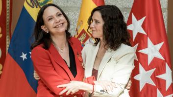 La líder opositora venezolana María Corina Machado, junto a la presidenta de la Comunidad de Madrid, Isabel Díaz Ayuso.