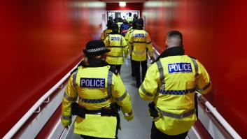 La policía del condado de Merseyside, patrullando Liverpool.