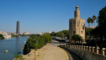 Marisol, vecina del Barrio de Santa Cruz de Sevilla: "Ya no quedan panaderías, solo tiendas de souvenirs y colas para desayunar"