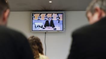 Mariano Rajoy niega la caja B en el PP, los seguimientos a Luis Bárcenas y resta importancia a lo de "El asturiano" o "el barbas": "Yo me llamo Mariano Rajoy"