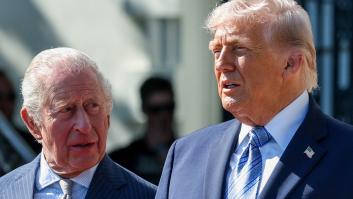 Trump y Carlos III compartiendo escena