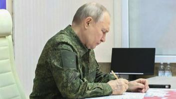 Vladimir Putin, con uniforme militar