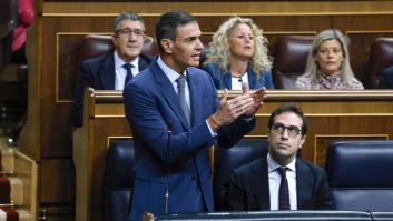 Feijóo usa la huelga de médicos para atacar a Sánchez: "No se puede legislar contra los sanitarios a la vez que se defiende la sanidad pública"