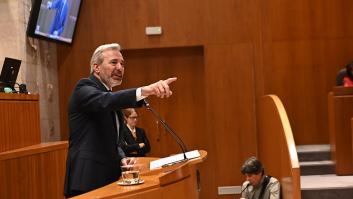 Jorge Azcón, reelegido presidente de Aragón con el apoyo de Vox