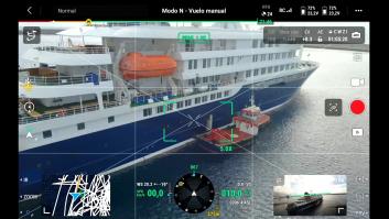 Imágenes de la Guardia Civil del desembarco de los 14 pasajeros españoles del MV Hondius