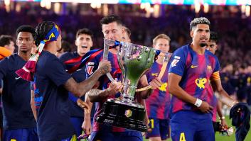 Vídeo en directo: el Barça celebra la Liga con una rúa por Barcelona