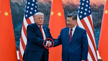 Una experta en protocolo pone la lupa en lo que hace Trump con Xi Jinping en este momento y sentencia como pocos