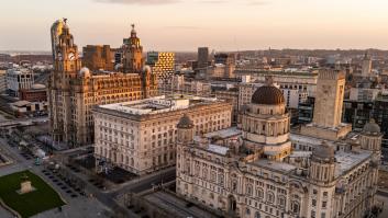 Liverpool aprueba un código de conducta para los 'turistas Beatles' que incluye prohibición total de pisar la calle en la que nació George Harrison