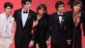 'La bola negra' llega a Cannes: la gran noche de Los Javis con Penélope Cruz y Guitarricadelafuente