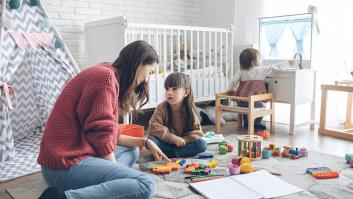 "A veces no como nada en todo el día": Melissa tiene tres hijos, paga 1.200 euros de alquiler y vive con 750 euros al mes desde que dejó su trabajo