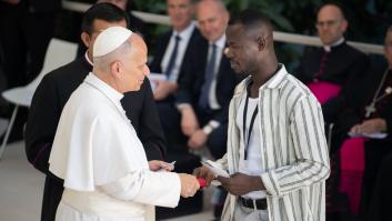 El emocionante discurso de un senegalés ante el papa León XIV que destroza la prioridad nacional de Vox en un minuto
