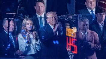 Dientes, dientes: Trump responde con una sonrisa burlona a sus abucheos en la final de la NBA