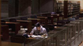 Gabriel Plaza, el alumno de 10 de Madrid que eligió Filología Clásica: "Las humanidades proporcionan unas habilidades que sirven para todo en la vida"