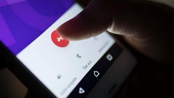 Le quitaron un plus por no coger el teléfono en sus días de descanso: la justicia obliga a su Ayuntamiento a pagarle 4.978 euros y recuerda el derecho a la desconexión