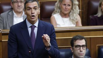 Feijóo pide a Sánchez dimitir por su "gestapillo" y el presidente le ve a él como "el peor jefe de la oposición de la democracia"