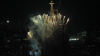 "Espectacular y majestuoso": la prensa internacional elogia el show de drones por la visita del papa León XIV a la Sagrada Familia