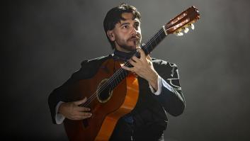 Para lograr el silencio en un festival solo hacía falta la guitarra flamenca de Yerai Cortés