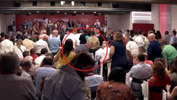 Sánchez termina su intervención ante el Comité Federal, muchos se ponen en pie y la reacción de Page va a dar que hablar