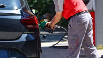 El IVA vuelve al 21% y las gasolineras vuelven a subir sus precios: la gasolina, 8,5 céntimos más, y el gasóleo, 4,3 céntimos