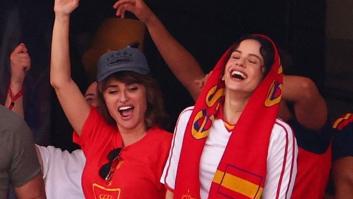 Rosalía y Penélope Cruz demuestran (de nuevo) ser las mejores animadoras de palco en el España-Austria