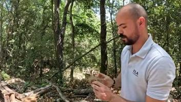 Albert Vila, instructor de supervivencia: "Hay gente cuya fórmula de felicidad es 10.000 euros al mes y todo lujo. Mi fórmula es vivir en el bosque, levantarme con los pajaritos"