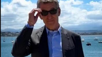Un historiador alucina con el gesto que hace Feijóo en este vídeo: "Todo es fingida naturalidad fracasada"