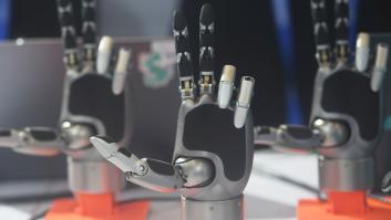 China quiere resolver uno de los principales problemas de la robótica y fabricar manos que funcionen como las humanas: "Nadie sabe cómo hacerlo"