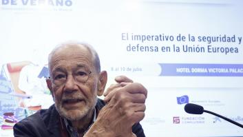 Solana, de cal y arena: aplaude el papel de España en la OTAN, pero muestra su "dolor" por la corrupción del PSOE