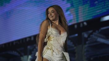 Del 'tierra trágame' a tomárselo con humor: Lola Índigo reacciona como pocos hacen a su incidente con la peluca