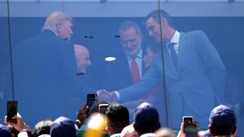 Trump y Sánchez resuelven con un apretón de manos el encontronazo más tenso del palco en la final del Mundial