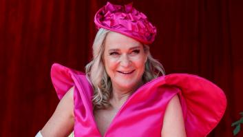 Delphine de Bélgica, la 'hija ilegítima' del rey Alberto, responde de manera sorprendente a las críticas por su polémico vestido en el Día Nacional