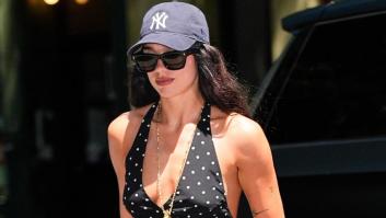 Dua Lipa rescata este calzado en pleno verano y crea su propia tendencia