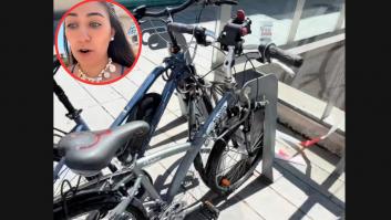 Le dejan candada su bici sin querer y cientos de personas aplauden su actitud: le pasa hasta tres veces