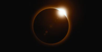 Eclipse solar total