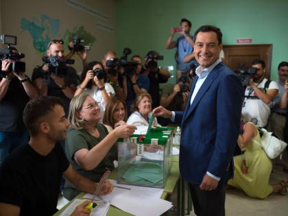 Moreno Bonilla, votando este domingo en las elecciones andaluzas