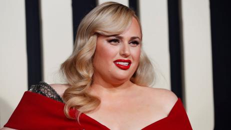 La actriz Rebel Wilson se enfrenta a un juicio por difamación tras la denuncia de Charlotte Maclnnes