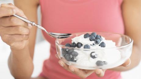 Una técnica en nutrición explica si es o no beneficioso consumir yogur griego todos los días